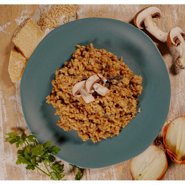 Organic brown rice risotto with mushrooms