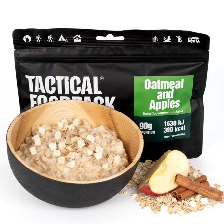 Oatmeal with apples