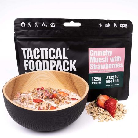 Crunchy strawberry muesli