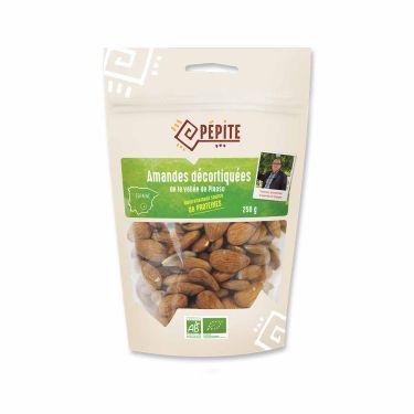 Organic shelled almonds